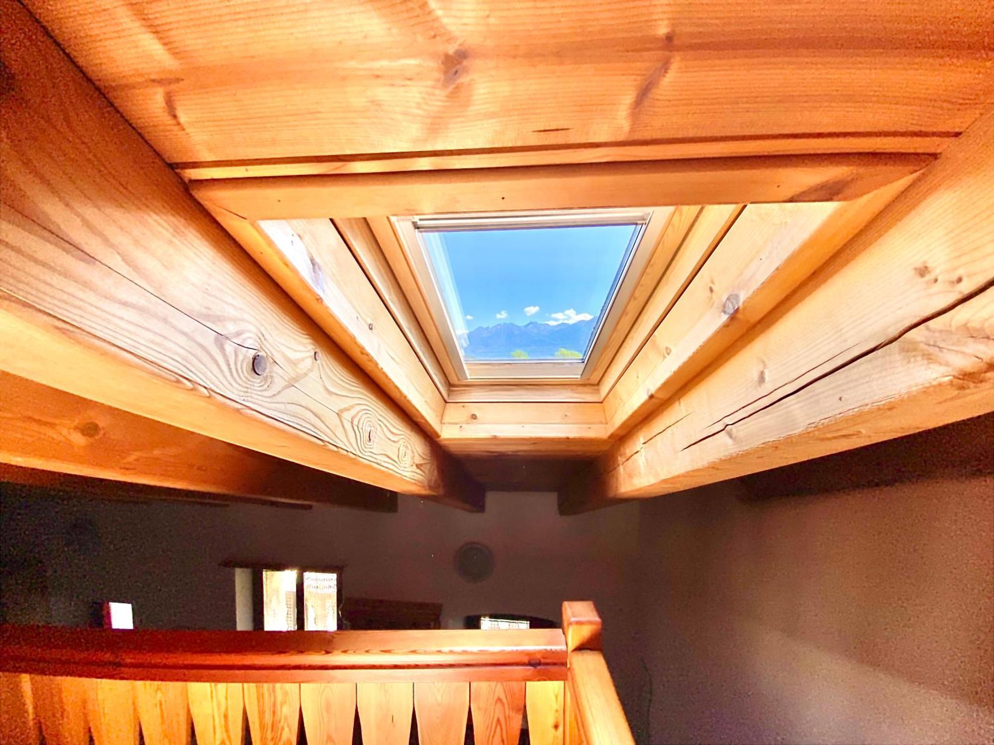 Attico Panoramico Con Soppalco Διαμέρισμα Gignod Εξωτερικό φωτογραφία